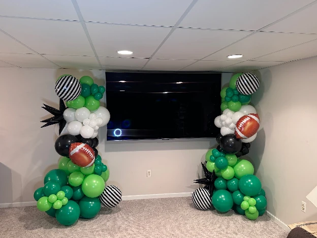 Balloon installation by Balloons by Sydney