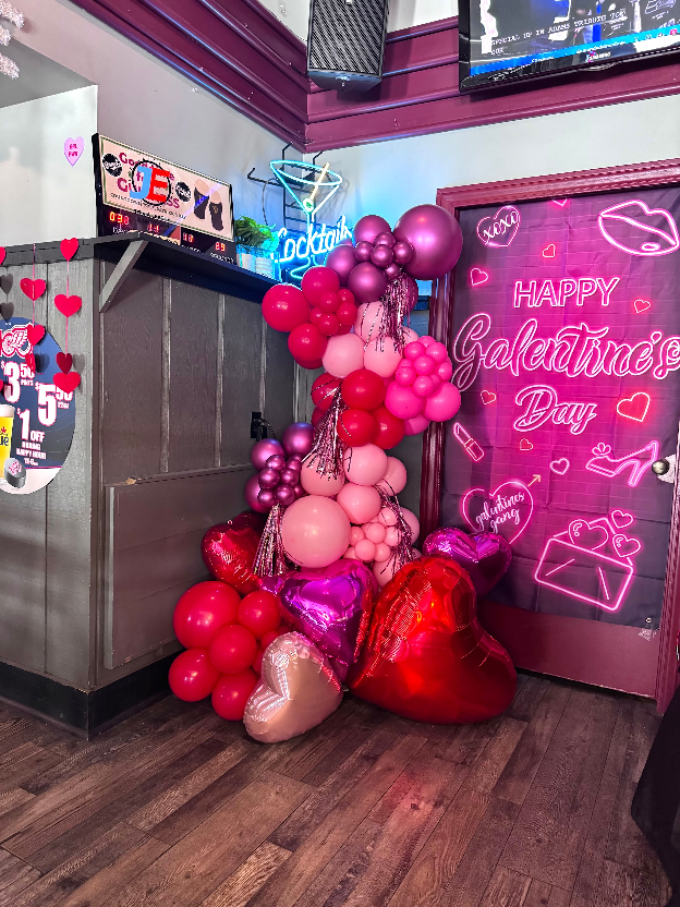 Balloon installation by Balloons by Sydney