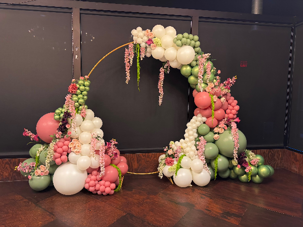 Balloon installation by Balloons by Sydney