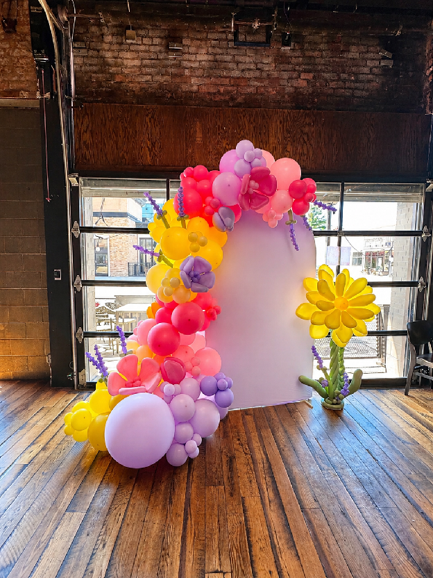 Balloon arch installation by Balloons by Sydney